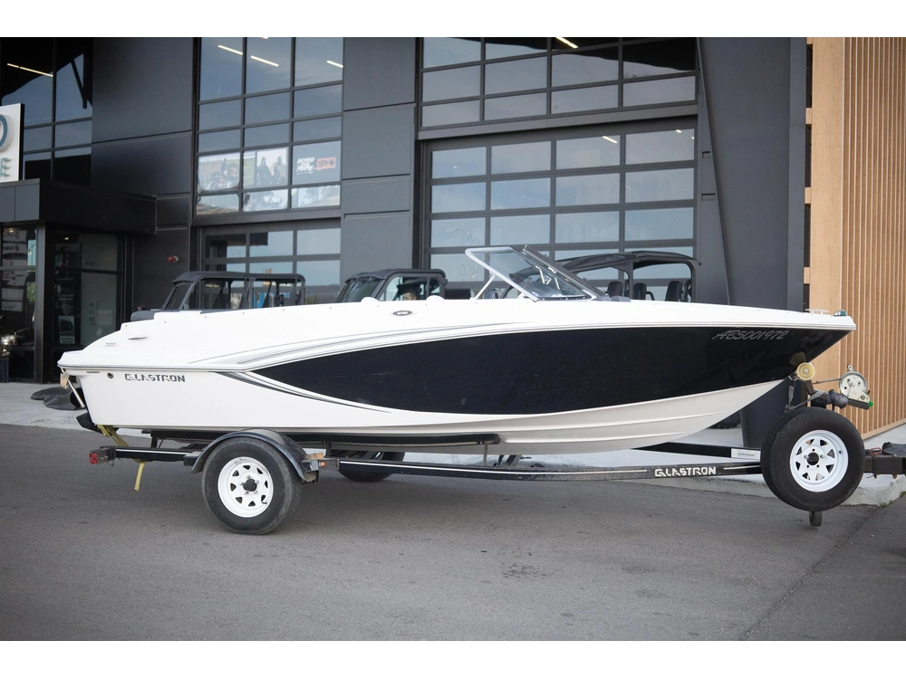2014 Glastron 185 alt