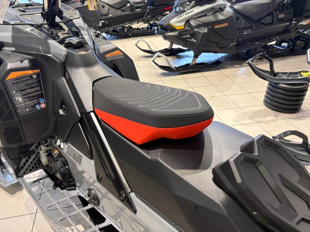 Ski-doo Summit X W/ Expert Pkg 154 850 E-tec Powdermax Light 2.5'' Shot Lac 2026 alt