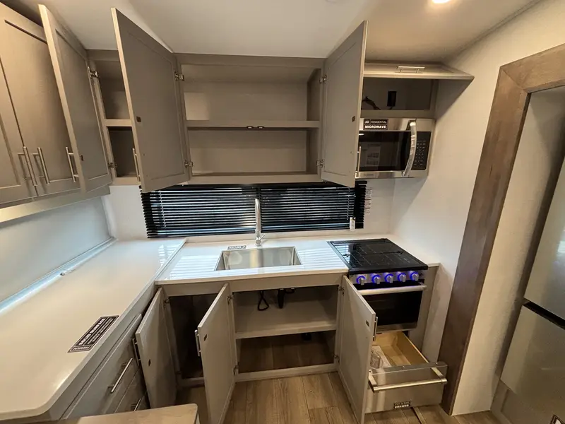 2026 Alliance Avenue 23ML