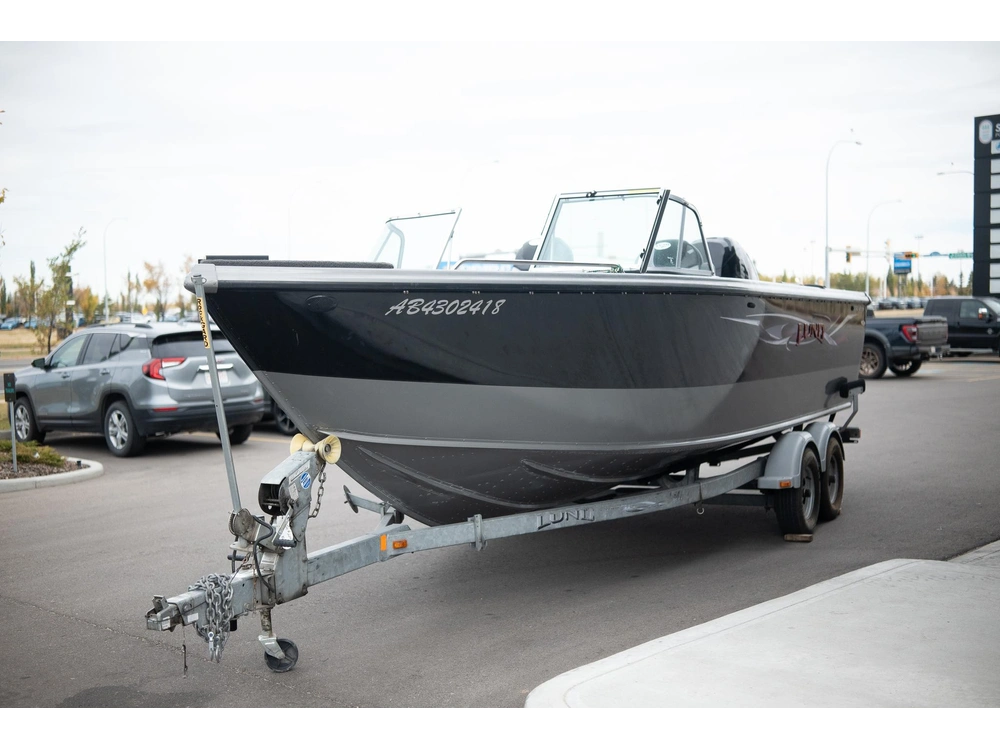 2013 Lund Boat Co 2150 Baron alt
