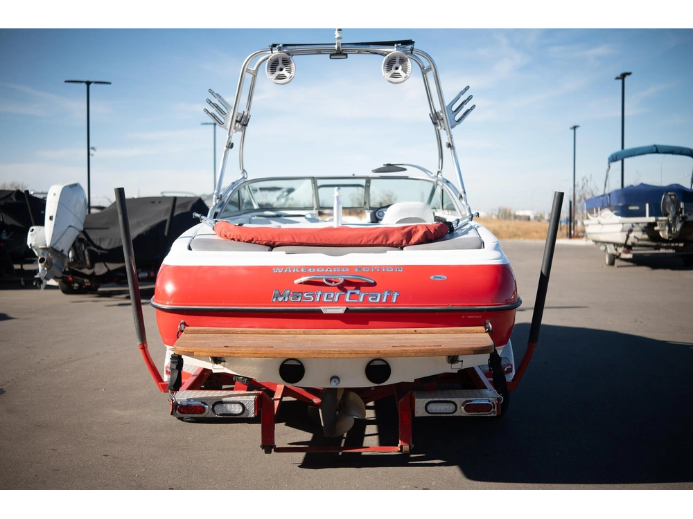 2004 Mastercraft X10 alt