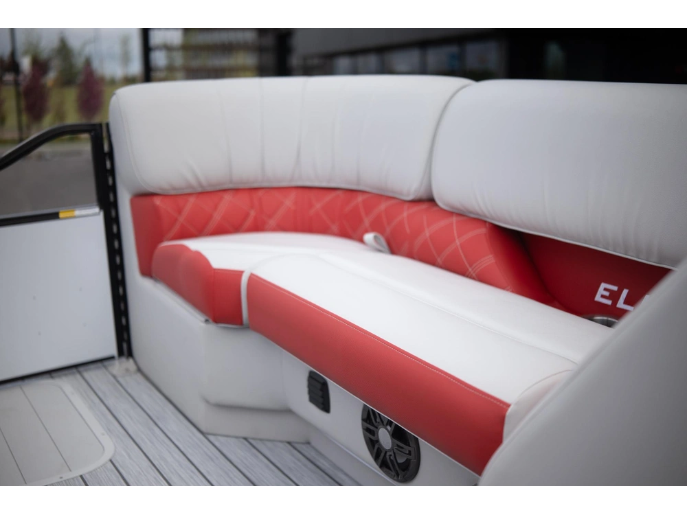 2024 Suncatcher Elite 324rc alt