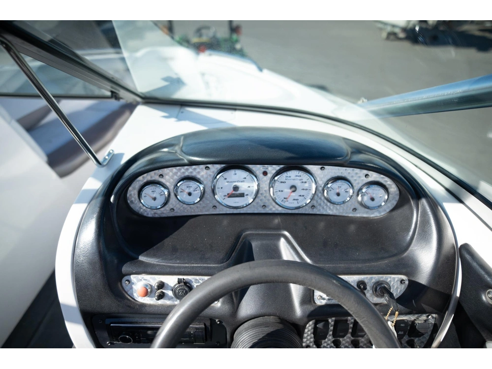 2004 Mastercraft X10 alt