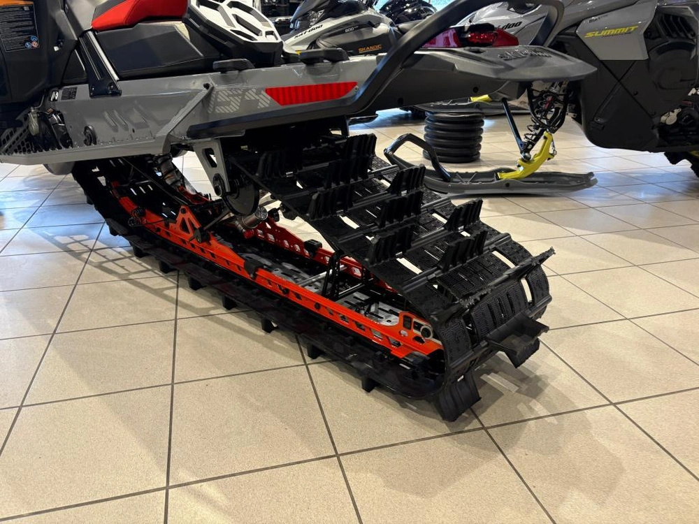 Ski-doo Summit X W/ Expert Pkg 154 850 E-tec Powdermax Light 2.5'' Shot Lac 2026 alt