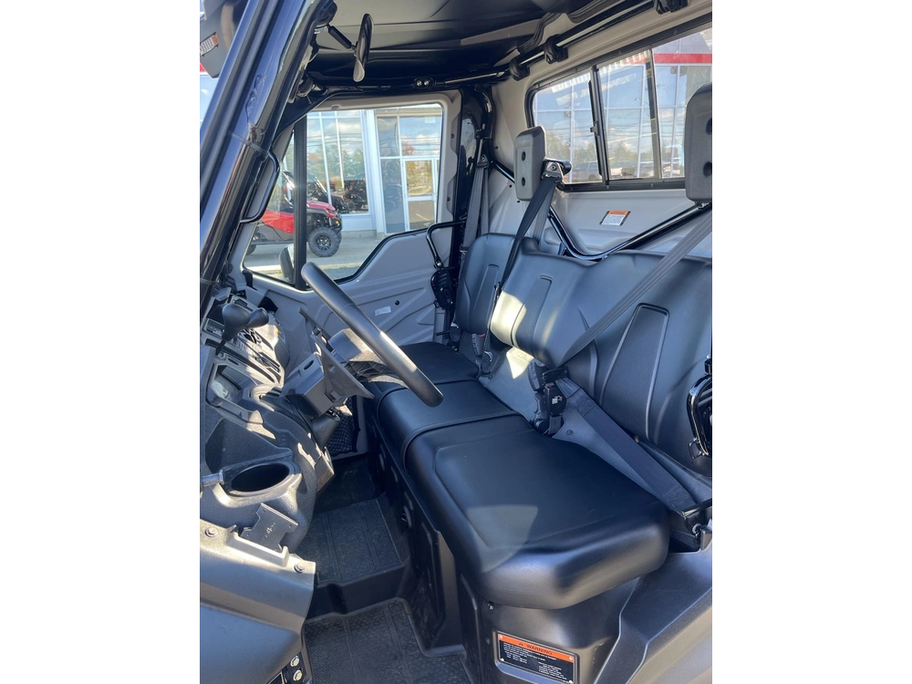 Honda Fully Enclosed Pioneer 1000-3p Eps 2025 alt