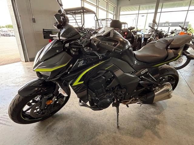 2018 Kawasaki Z1000r Abs Z1000r Z 1000r Z1000 R Zr1000 Zr 1000 Impeccable alt