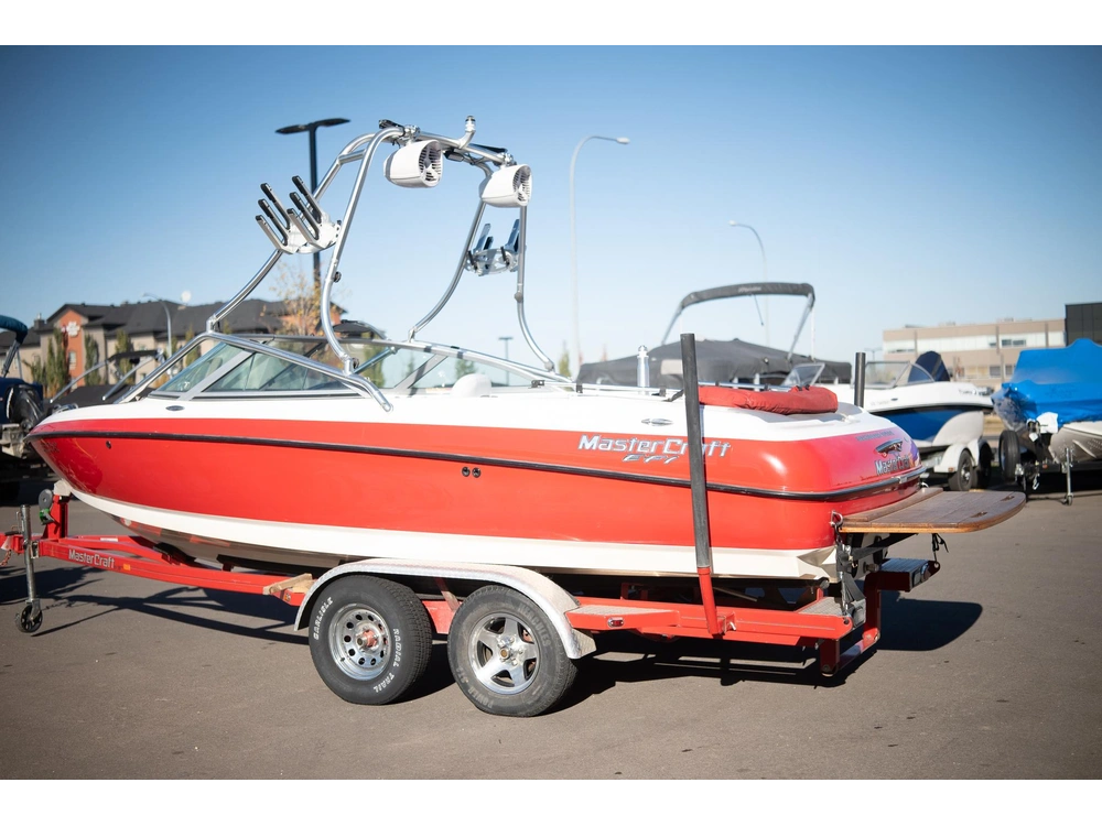2004 Mastercraft X10 alt
