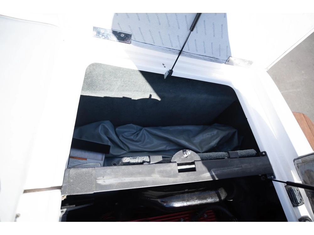 2004 Mastercraft X10 alt