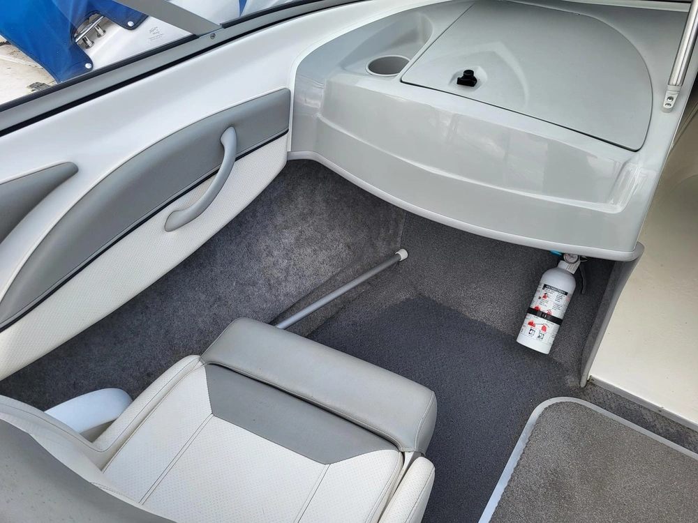 Bayliner 185 Fs 2013 alt