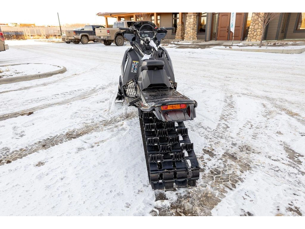 2024 Polaris 850 Rmk Khaos Slash 155 Gloss Black alt