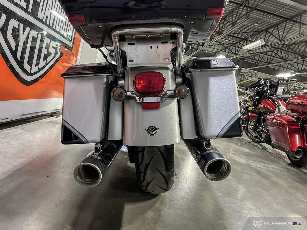 2009 Harley-davidson Flhtcuse Cvo Ultra Classic alt