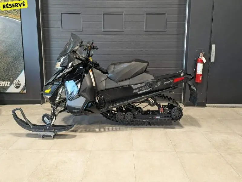 Ski-Doo RENEGADE ADRENALINE 600 E-TEC 2017