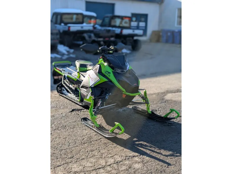 2026 Arctic Cat ZR 858 137 RXC ES US GRN | ⚡ Comparable Polaris Indy XR & Ski-Doo MXZ XRS ⚡ |