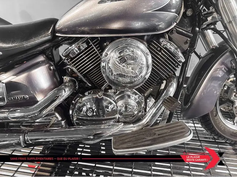 2004 Yamaha V-star 1100 XVS1100