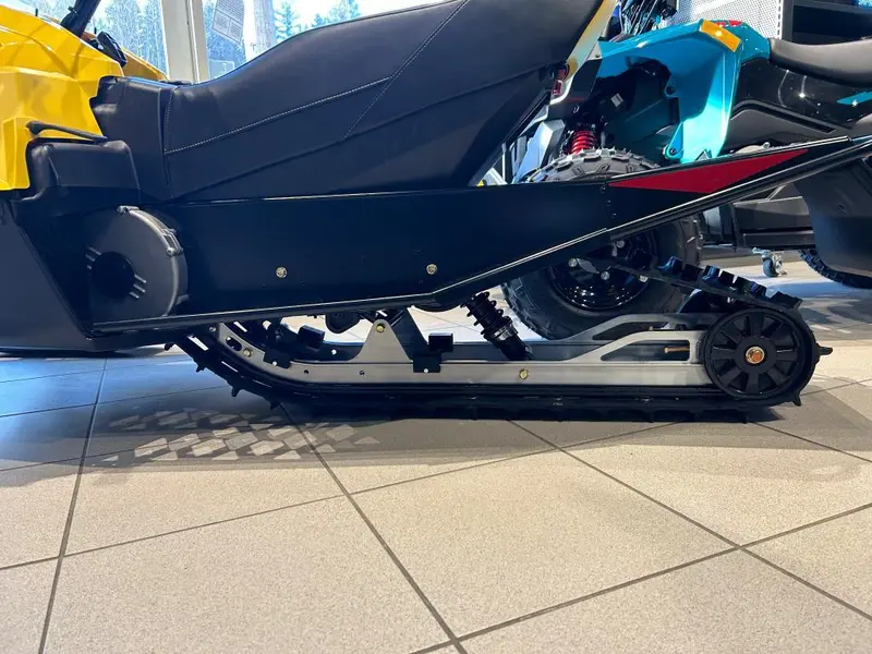 2026 Ski-Doo MXZ 200