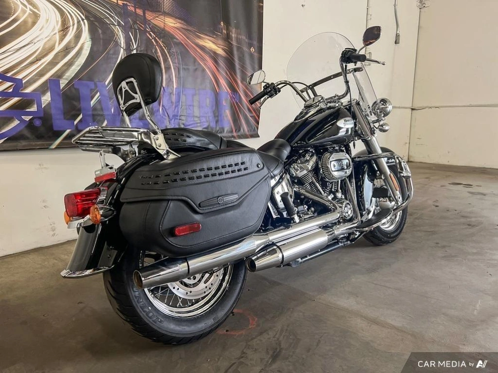 2024 Harley-davidson Flhcs Heritage Classic 114 alt