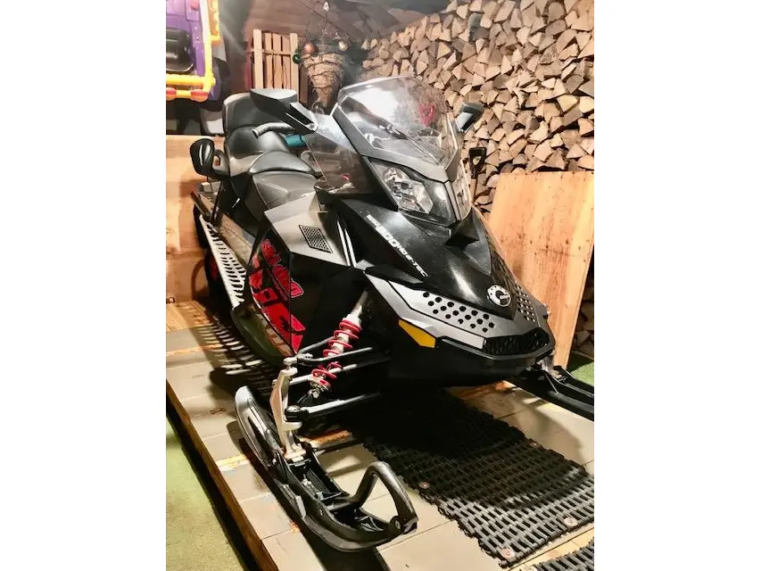 2011 Ski-Doo renegade 600 etec 