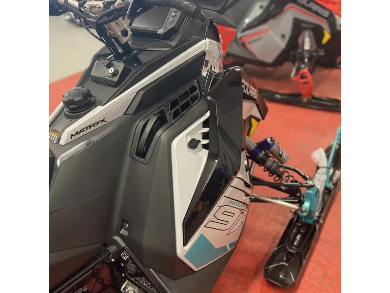 2025 Polaris PATRIOT 9R SWITCHBACK ASSAULT 146