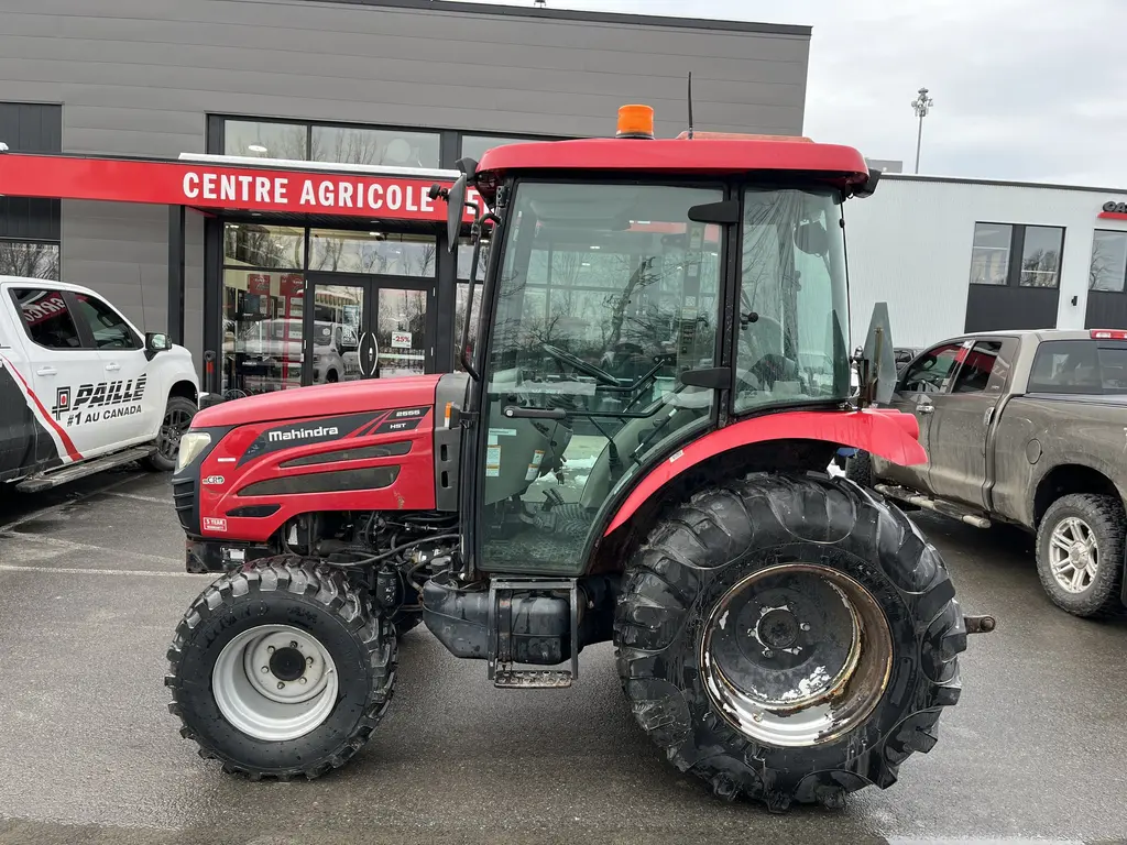 2016 Mahindra 2555