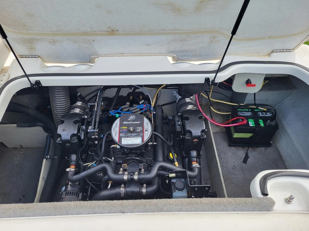 Bayliner 185 Fs 2013 alt