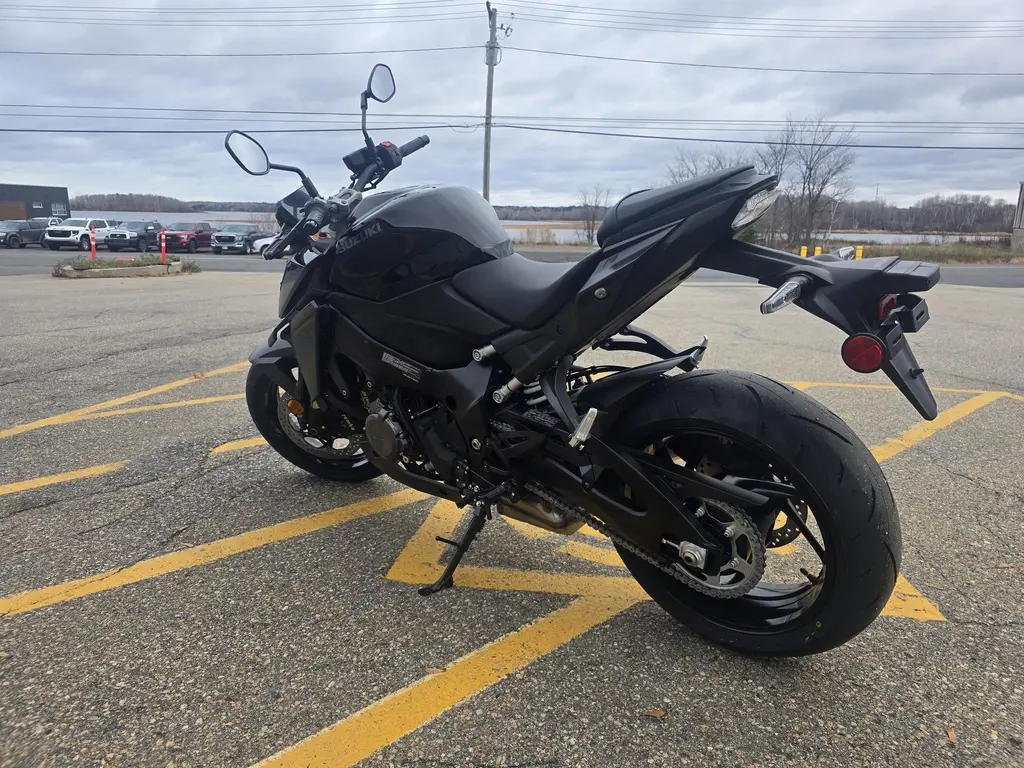 New 2025 Suzuki GSX-S1000 in Bathurst - Kerr's Chain Saw Ltd