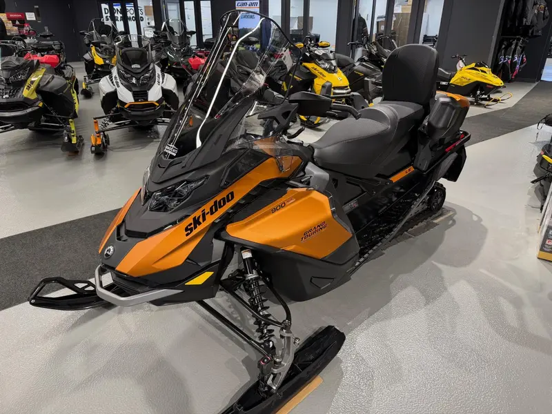 2025 Ski-Doo GRAND TOURING LE 900 ACE TURBO