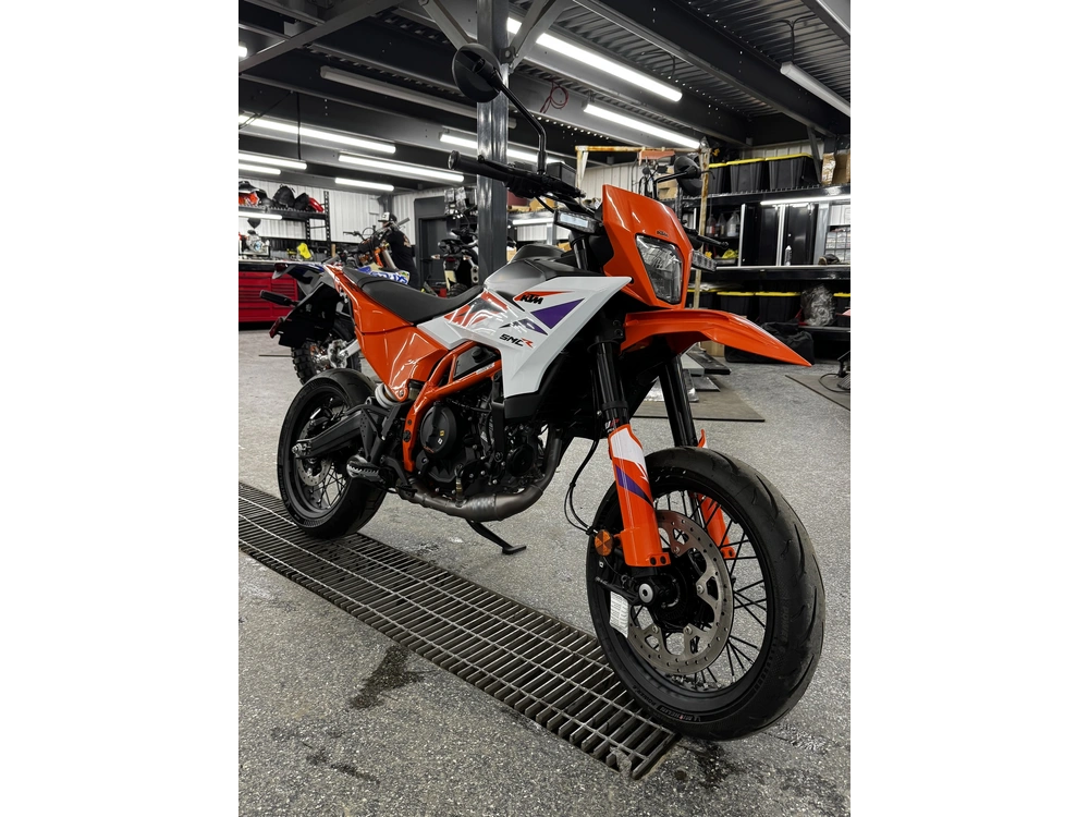 Ktm 390 Smc R 2025 alt