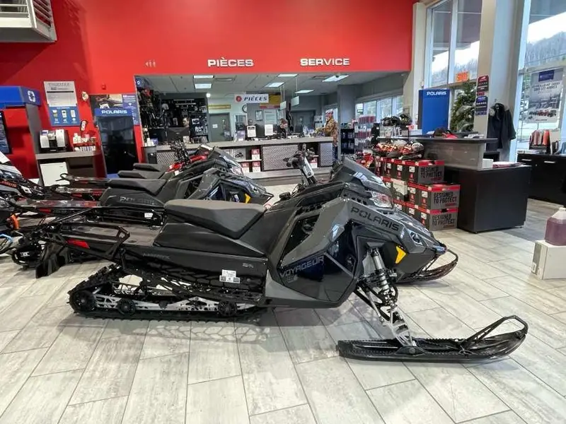 2024 Polaris PROSTAR S4 VOYAGEUR 146