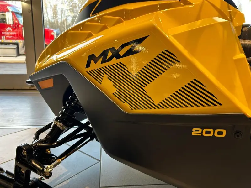2026 Ski-Doo MXZ 200