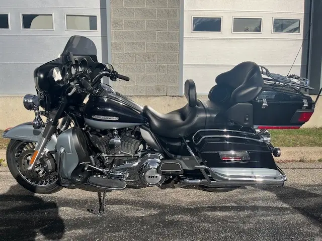 Harley-Davidson FLHTK Ultra LimitedFLHTK 2012