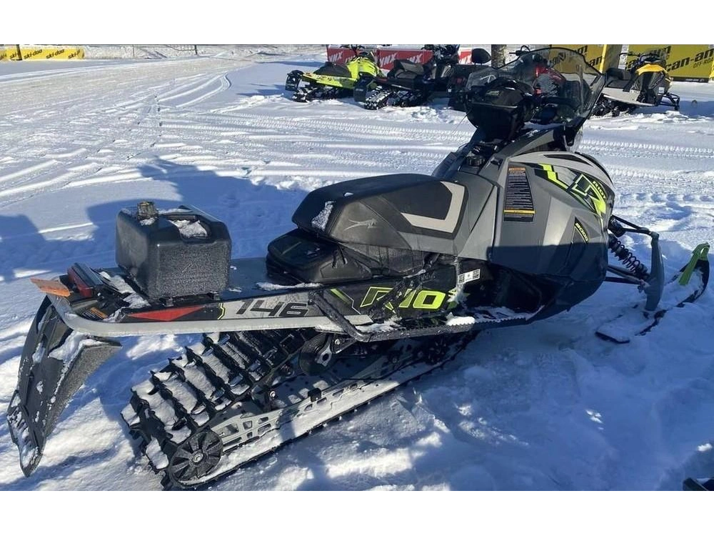 2021 Arctic Cat Riot 8000 146"/1.60" Ars Ii W/qs3 Shocks Charcoal alt