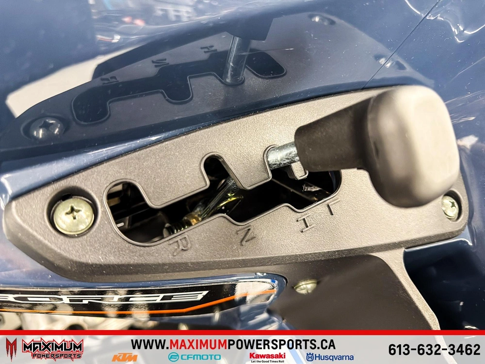 Kawasaki Brute Force 300 2025 alt