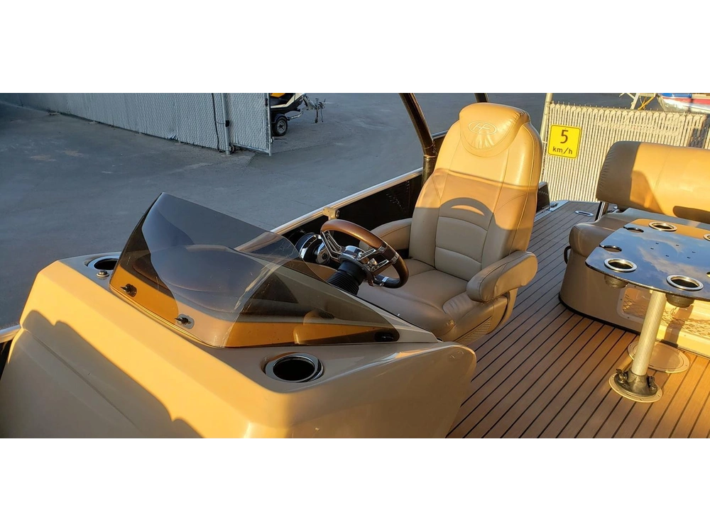 Harris Grand Mariner 250 2015 alt