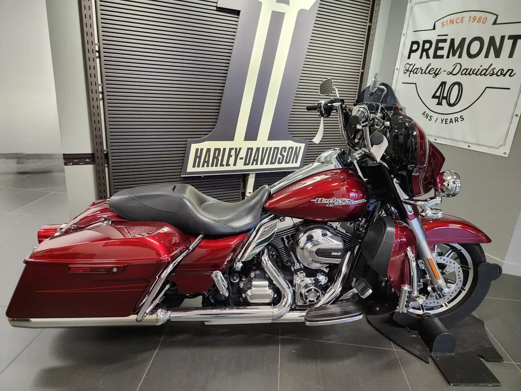 2016 Harley-Davidson FLHXS Street Glide Special FLHXS