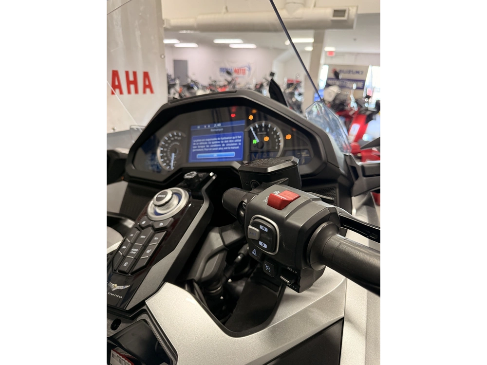 Honda Gold Wing Tour Dct Goldwing Tour Automatique Dct 2025 alt