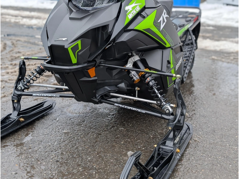 2026 Arctic Cat Zr 858 137 Sp Es Us Grn 1.25(s) | ⚡ Comparable Polaris Indy Xr & Ski-doo Mxz Xrs ⚡ | alt