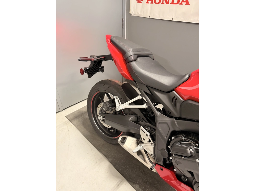 Honda Cbr650r Cbr 650r E-clutch Demo 2025 alt