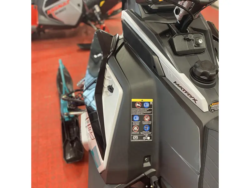 2025 Polaris PATRIOT 9R SWITCHBACK ASSAULT 146