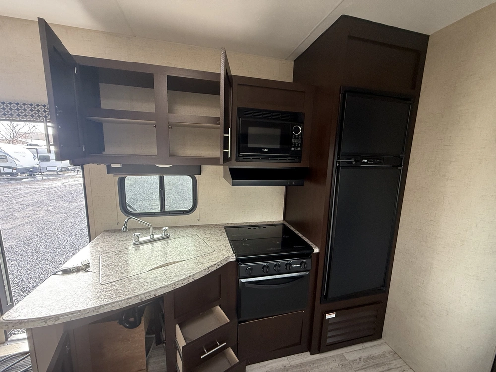 Kz-rv Sportster 331th12 2017 alt