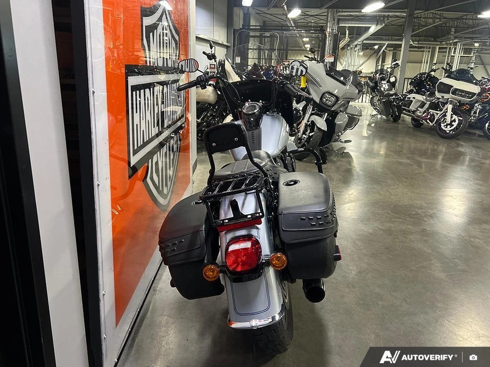 2024 Harley-davidson Flhcs - Heritage Classic alt