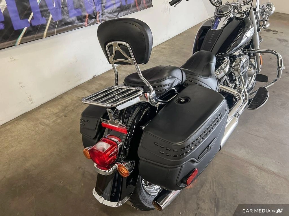 2024 Harley-davidson Flhcs Heritage Classic 114 alt