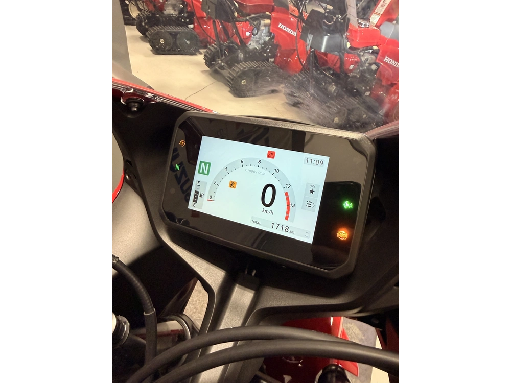 Honda Cbr650r Cbr 650r E-clutch Demo 2025 alt