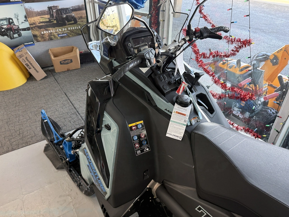 Polaris S26ajn8rsm Titan Aventure Ultimate 2026 alt