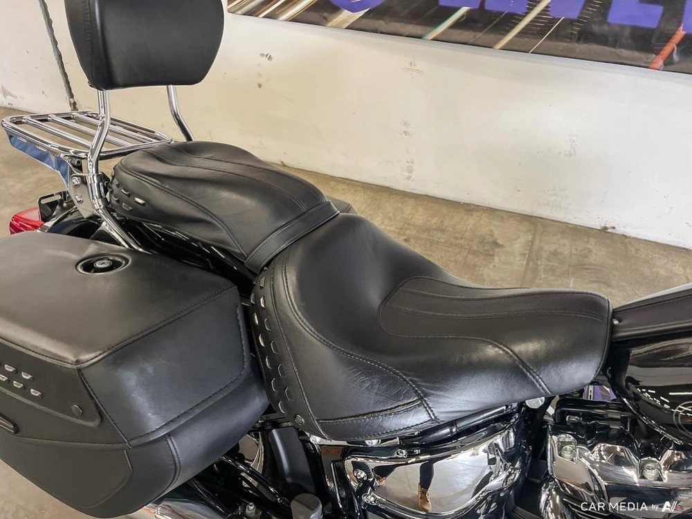 2024 Harley-davidson Flhcs Heritage Classic 114 alt