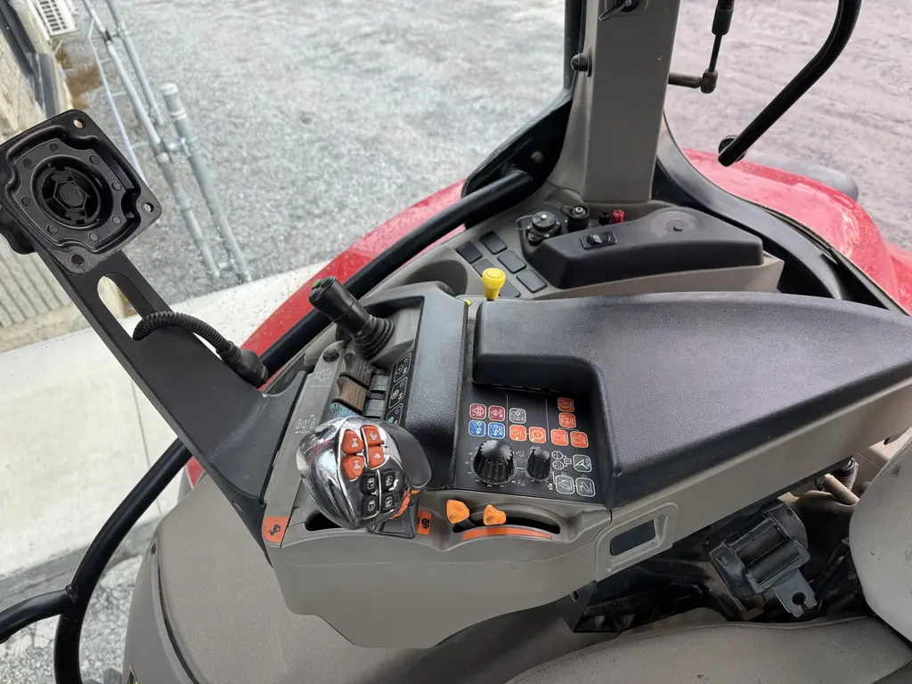 2021 Case IH Maxxum 125 CVX