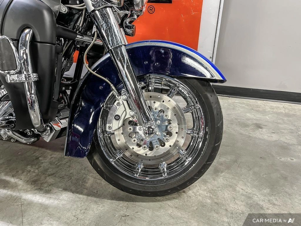 2009 Harley-davidson Flhtcuse Cvo Ultra Classic alt