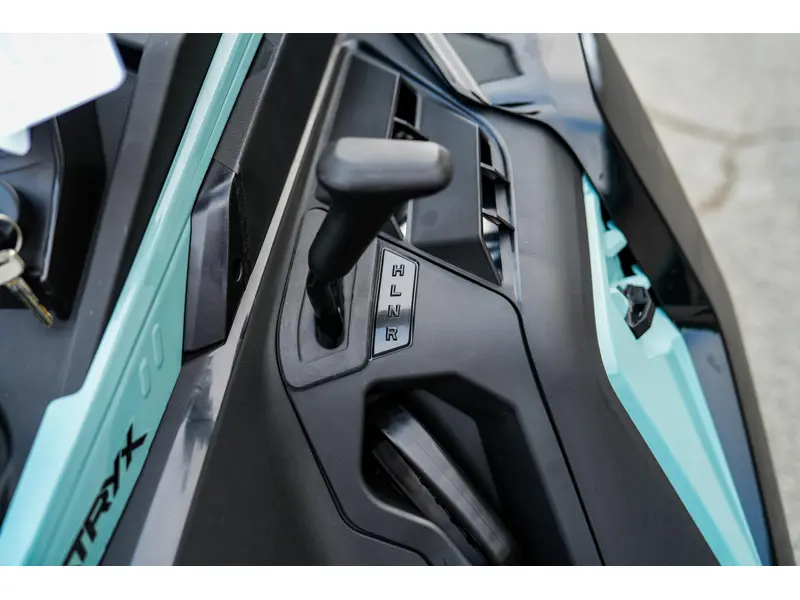 2026 Polaris 850 Titan Adventure Ultimate 155 1.8