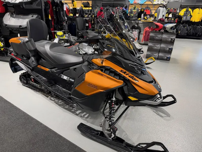 Ski-doo Grand Touring Le 900 Ace Turbo 2025 alt