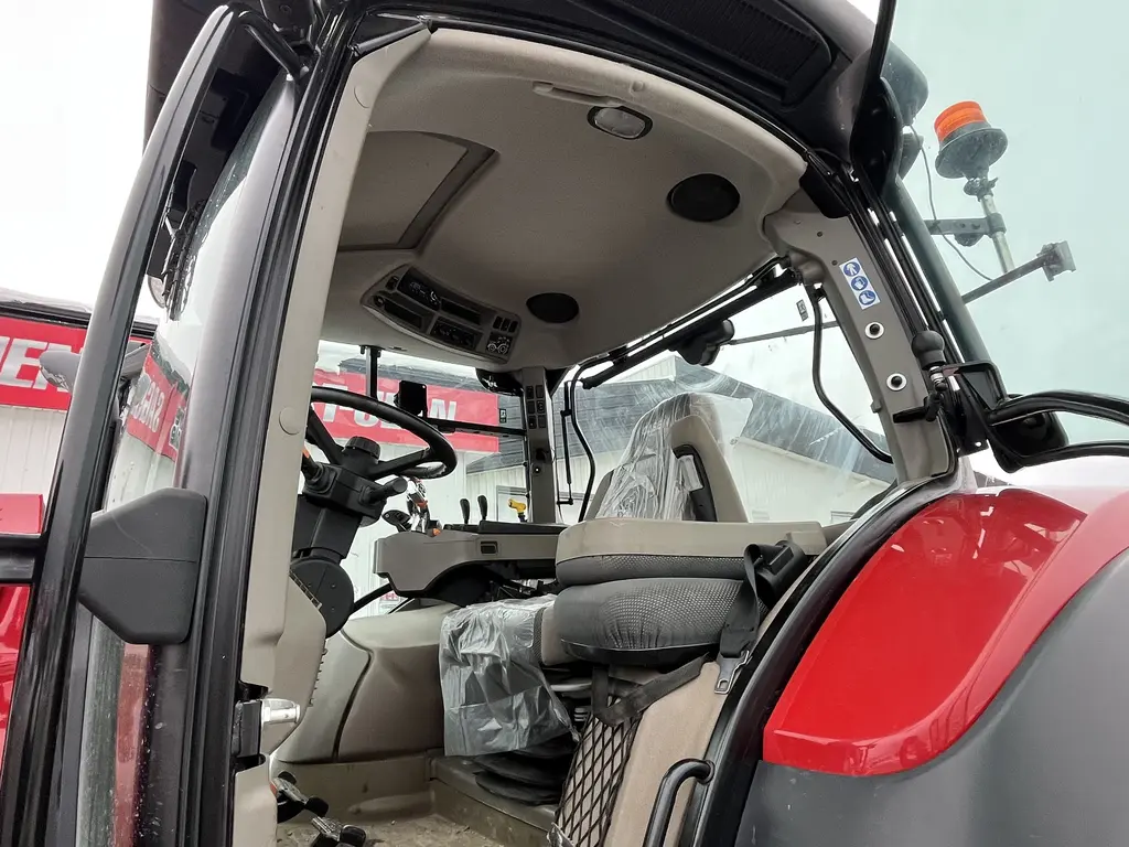 Case IH Vestrum 100 A8 2021