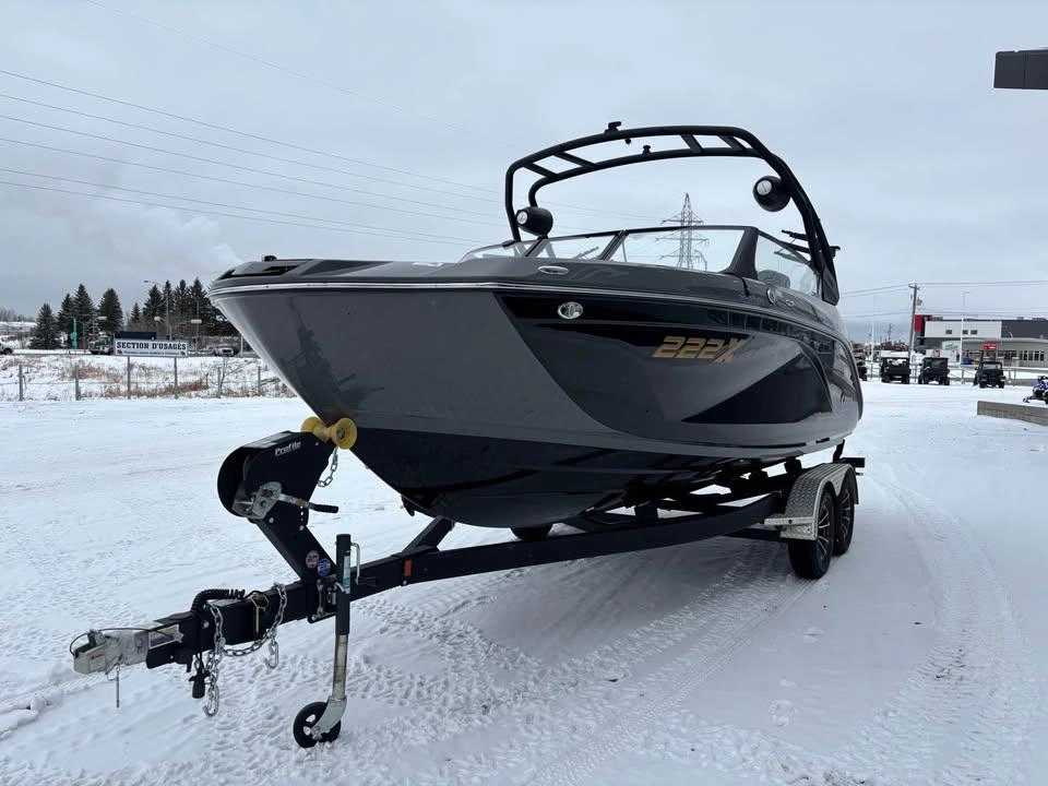 Yamaha 222xd 2025 alt